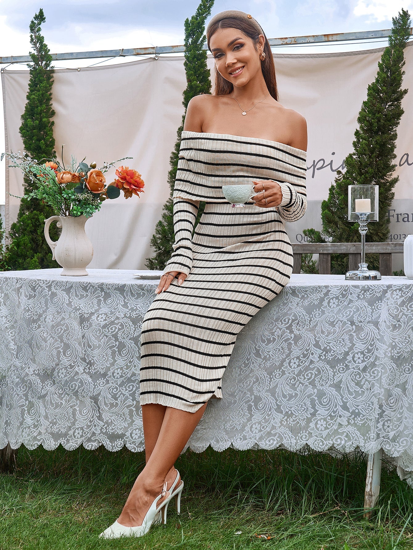 Off Shoulder Contrast Knitted Bodycon Dress
